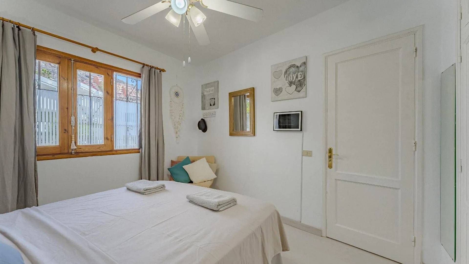 2Bedroom Losgigantes Amazing View Free Parking Fibre アカンティラド・デ・ロス・ヒガンテス 0*,  スペイン