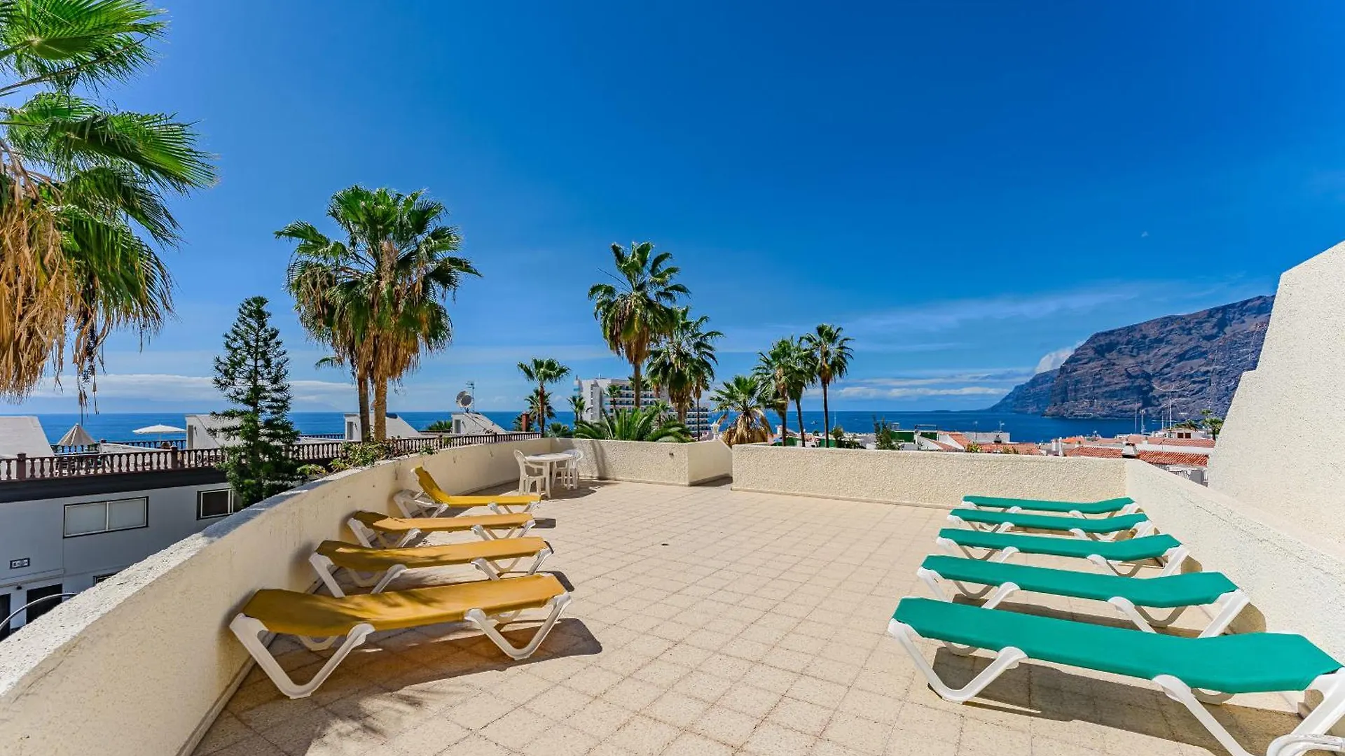 アパート 2Bedroom Losgigantes Amazing View Free Parking Fibre アカンティラド・デ・ロス・ヒガンテス